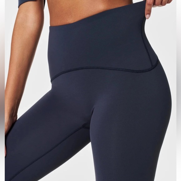 SPANX Booty Boost 7/8 - Picture 3 of 7